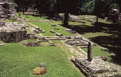 Ansicht der Yaxchilan-Stätte, Spätklassische Periode 600-900 n. Chr.